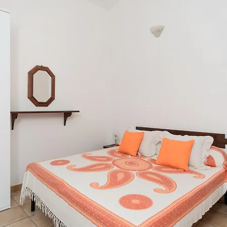 Leonilde וילה קוסטה ריי